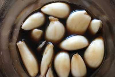 腌的糖蒜有點辣怎么補救,糖醋蒜幾個月了還是辣怎么辦圖4