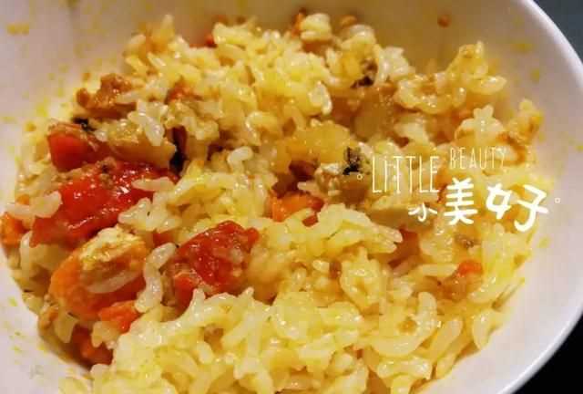螃蟹有黃的是公還是母，螃蟹肚子里怎么有兩種黃色,一種是淡黃軟軟得,一種是橘黃有點(diǎn)發(fā)硬？圖7