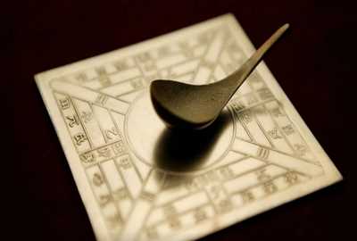 指南針又叫什么名字,中國(guó)最早的指南針也被稱為什么名字呢圖2