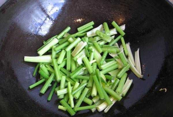 西芹炒多久才算熟,西芹煮多長時(shí)間能熟圖20