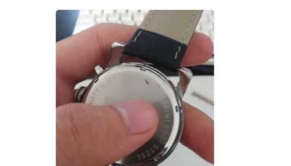 手表怎么換電池，4個(gè)鍵的電子手表怎么換電池？圖2