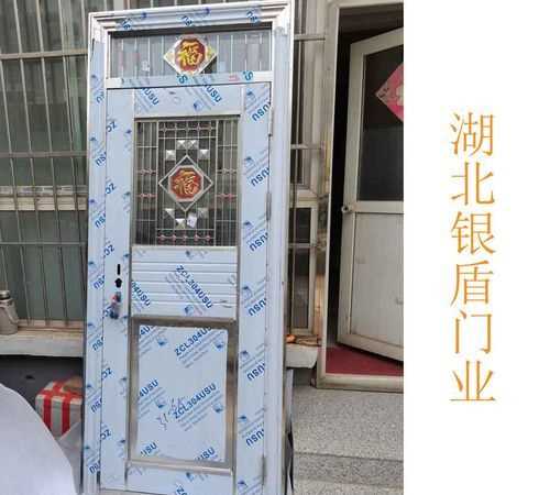 84消毒液可以擦洗不銹鋼大門(mén)嗎