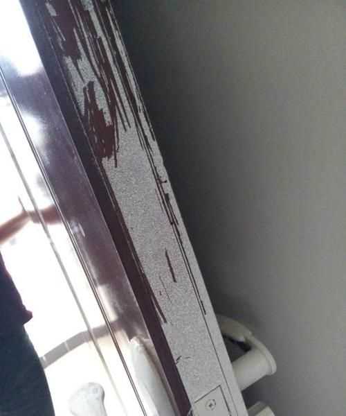 不銹鋼制品如不銹鋼刀，門(mén)把手等表面都那么光亮，是怎么處理的
