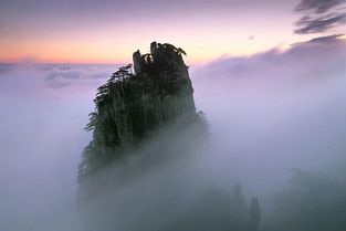 關(guān)于廬山的詩句是哪些