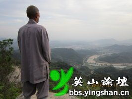 關(guān)于爬山在詩句
