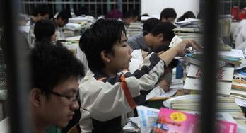描寫校園上課下課的作文150字,校園上課下課作文三年級,描寫校園上課下課放學(xué)作文