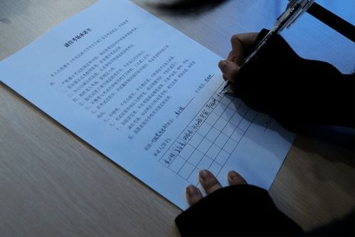 嚴肅校紀校規(guī)凈化校園風氣的作文