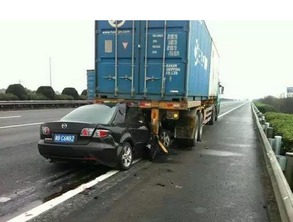 大貨車跑高速注意事項