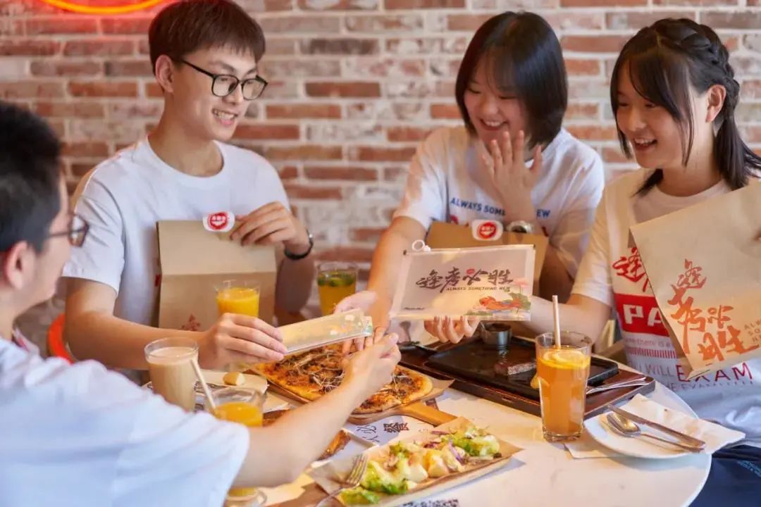 迎戰(zhàn)高性價比時代，看“比薩專家”必勝客的新經(jīng)營之道