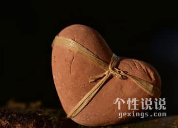 65句經(jīng)典說(shuō)說(shuō)：我與你隔著長(zhǎng)風(fēng)深谷，近不得，退不舍